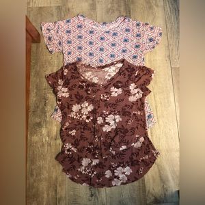 Maternity and nursing clothes latched mama